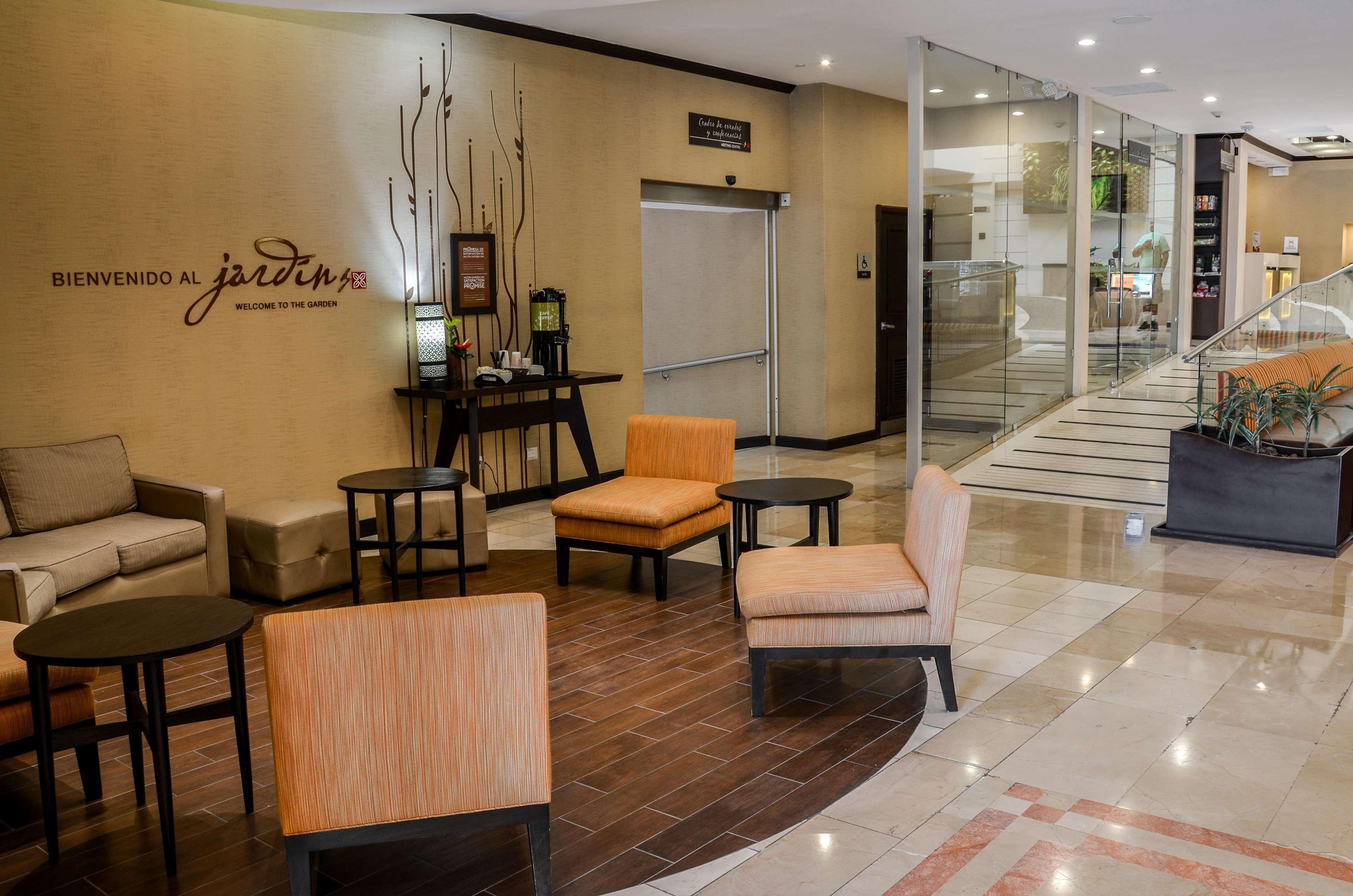 Hilton Garden Inn Guatemala City Bagian luar foto