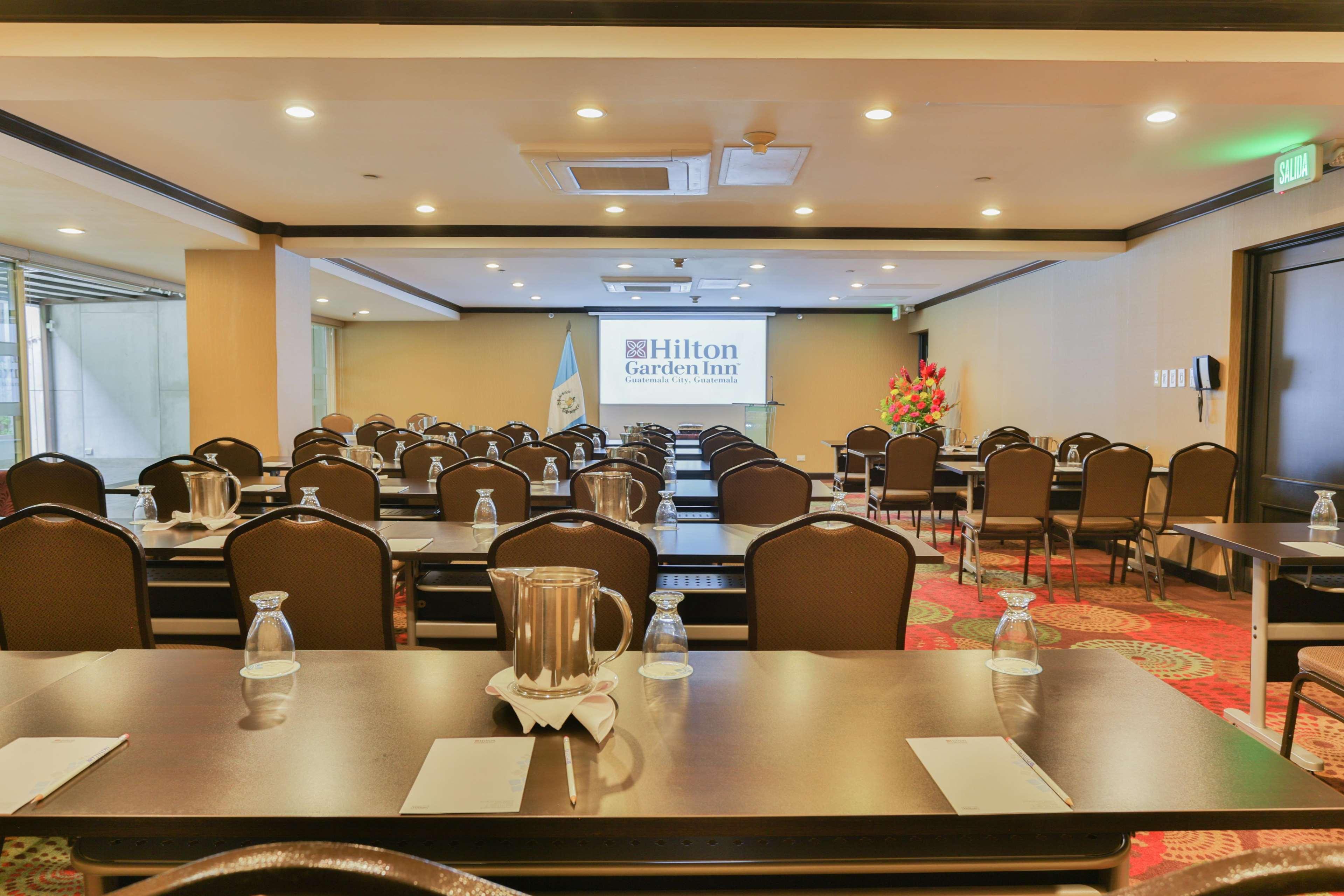 Hilton Garden Inn Guatemala City Bagian luar foto