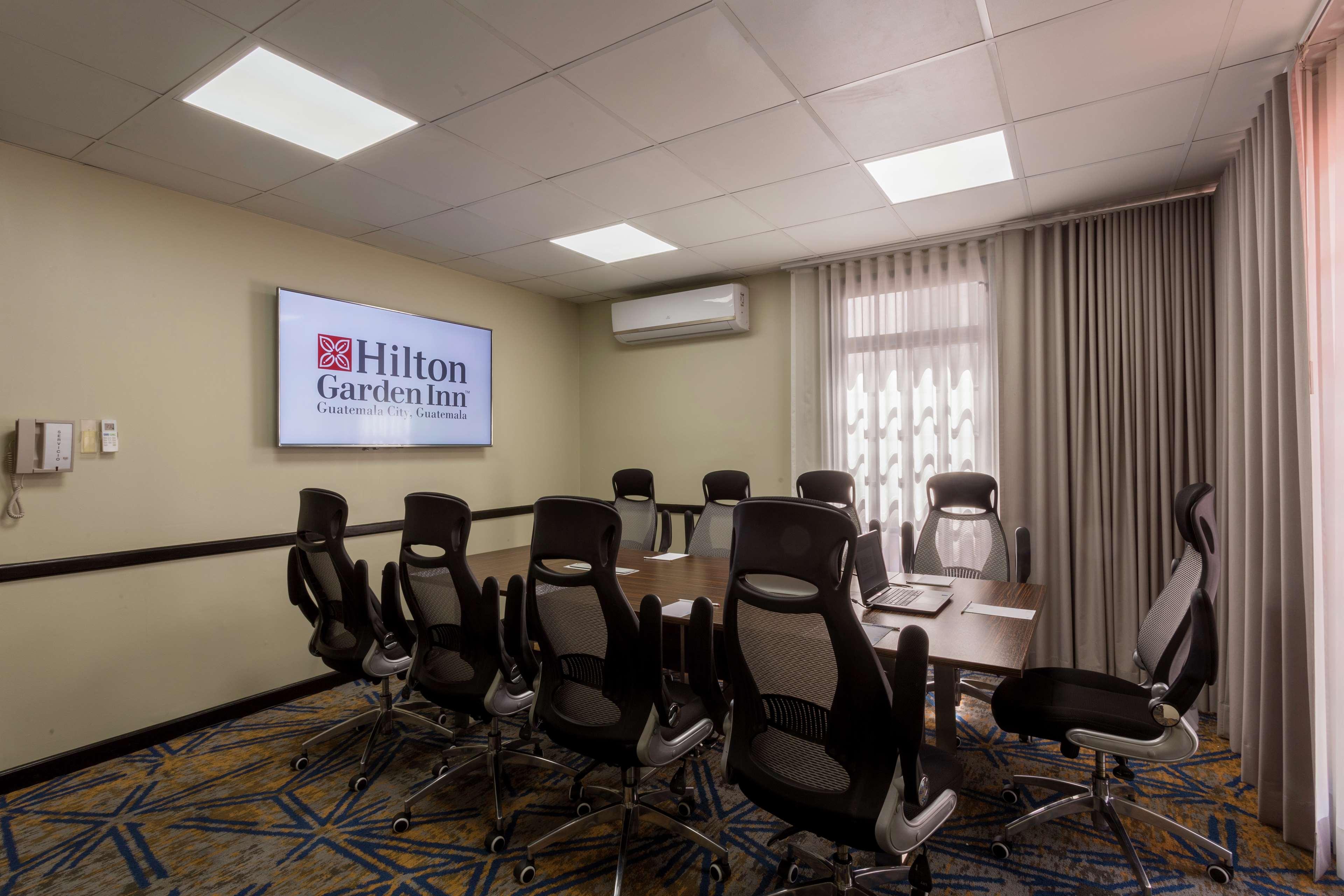 Hilton Garden Inn Guatemala City Bagian luar foto