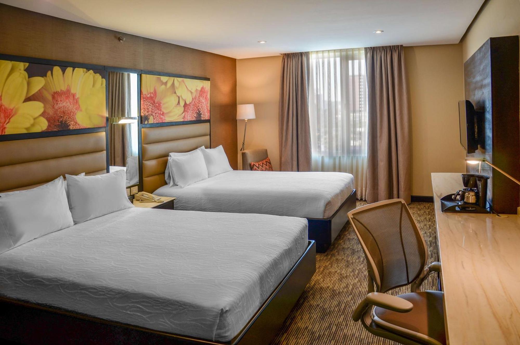 Hilton Garden Inn Guatemala City Bagian luar foto